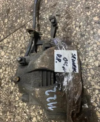 Renault Scenic II - Grand scenic II Front brake caliper