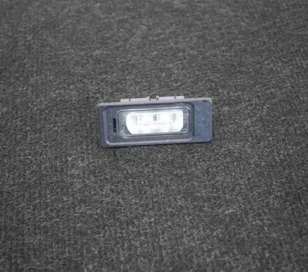 Audi A4 S4 B8 8K Number plate light 4G0943021