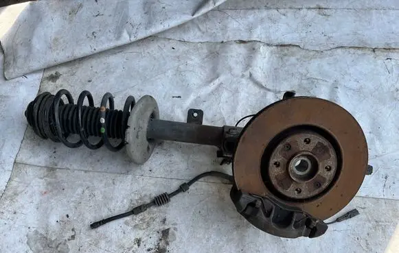 DS Automobiles 4 Front wheel hub spindle knuckle 364696