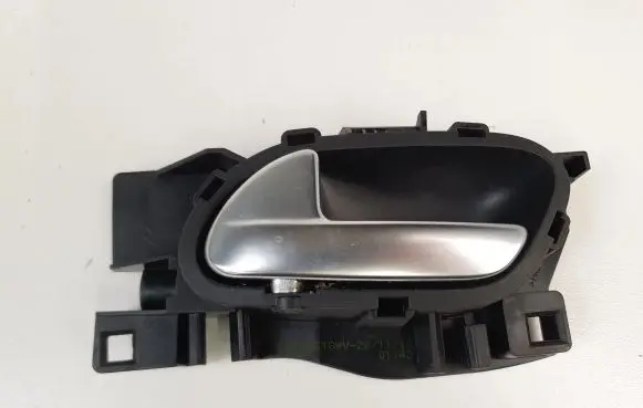 Peugeot 208 Front door interior handle 96555518VV