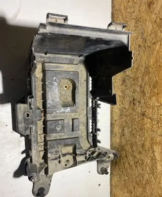 Volkswagen Caddy Battery tray 