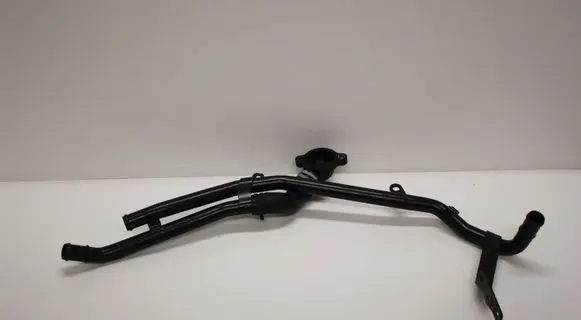 Volkswagen Golf VII Engine coolant pipe/hose 5Q0121064AD 04L121131E