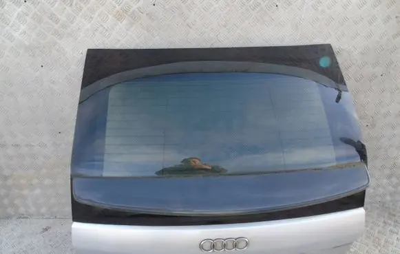 Audi A2 Tailgate/trunk/boot lid