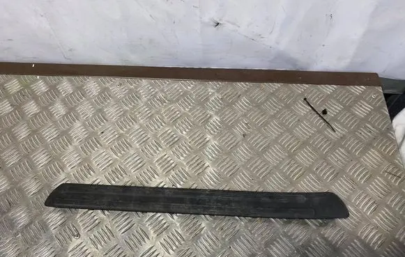Audi Q7 4L Rear sill trim cover 4L0853793