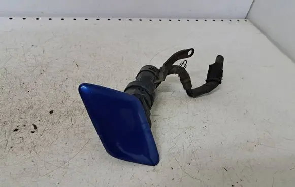 Honda Civic Headlight washer spray nozzle 