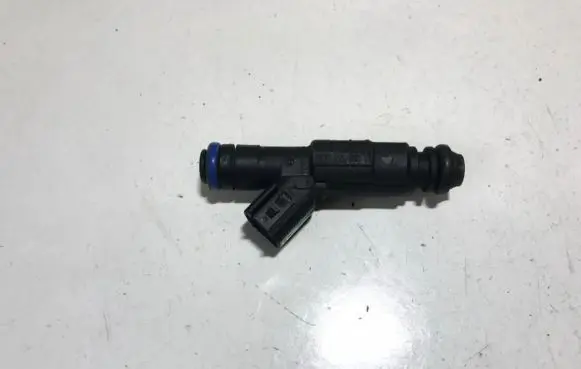 Ford Mondeo Mk III Fuel injector 1s7gdc 1s7g-dc