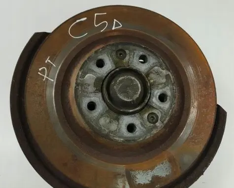 Citroen C5 Rear wheel hub