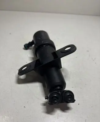 Mazda 5 Headlight washer spray nozzle