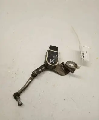 BMW M4 F82 F83 Headlight/headlamp level sensor 6870000
