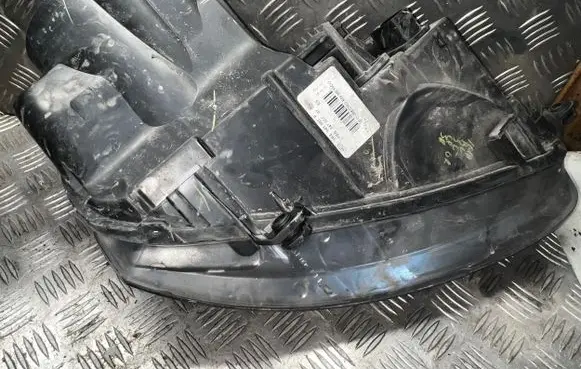 Volkswagen Jetta V Headlight/headlamp 1K6941005P 1EG24700707