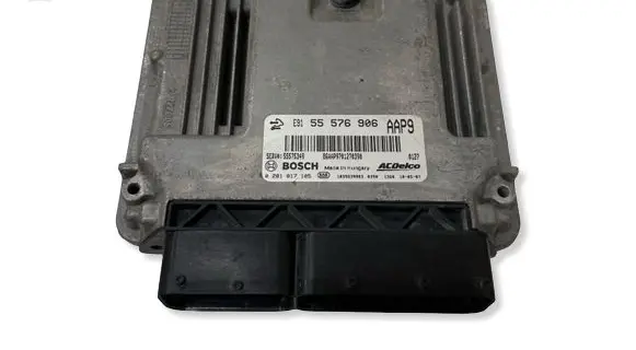 Opel Insignia A Engine control unit/module 55576906 55575349 0281017105
