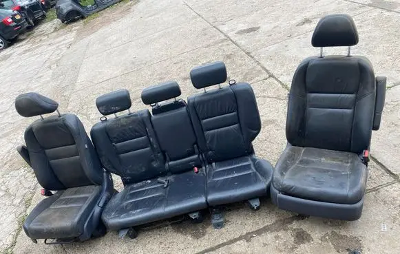 Seat set