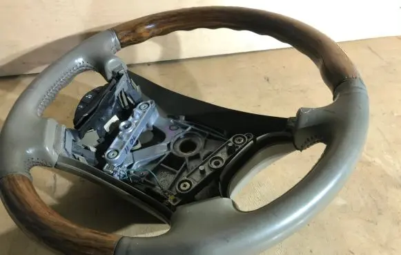 Jaguar XJ X308 Steering wheel HJA9181JC AEK MEDIS550