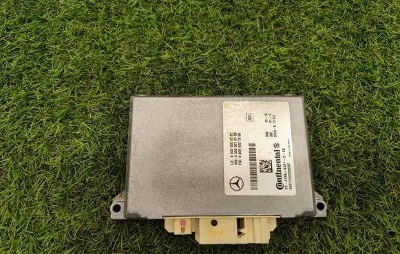 Mercedes-Benz C W204 Blind spot module A0009004701 A0009019100 2841596301300