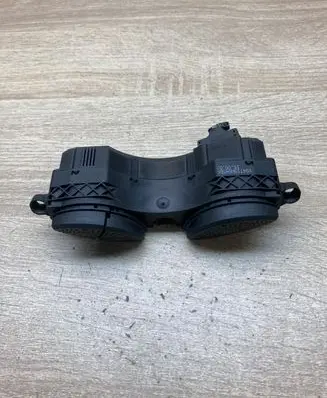 Ford Focus Windscreen/window heater switch YS4T19A945BA