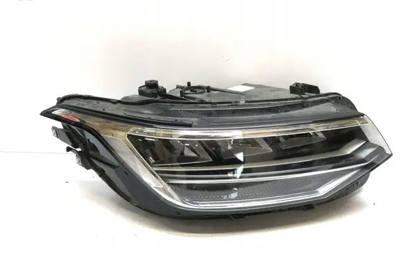 Volkswagen Tiguan Headlight/headlamp 5NB941036C