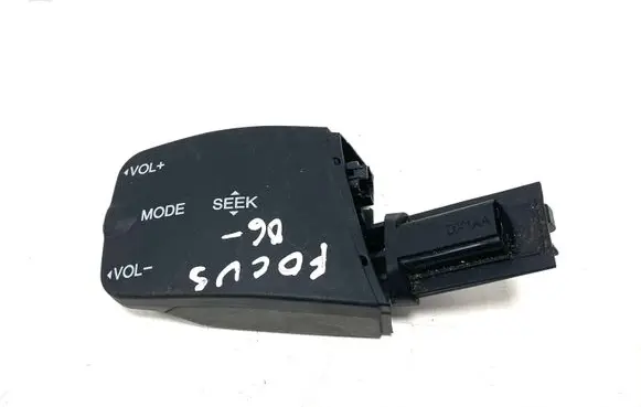 Ford Focus Multifunctional control switch/knob 3M5T14K14 758710