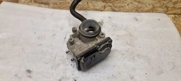 Toyota Yaris Throttle valve 2203023010