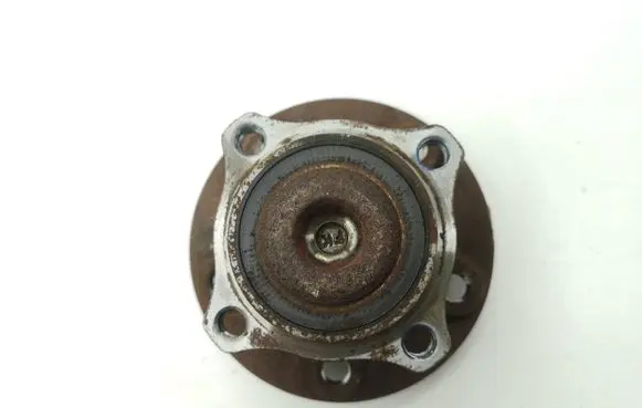 Mercedes-Benz A W169 Rear wheel bearing hub 