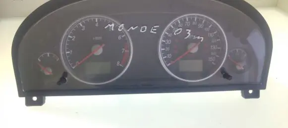 Ford Mondeo Mk III Speedometer (instrument cluster) 1S7F10841