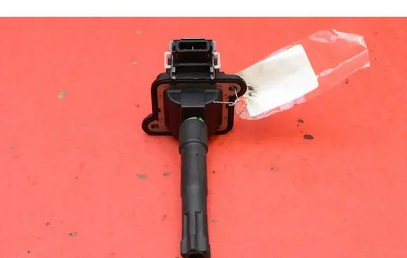 Audi A8 S8 D2 4D High voltage ignition coil U5004