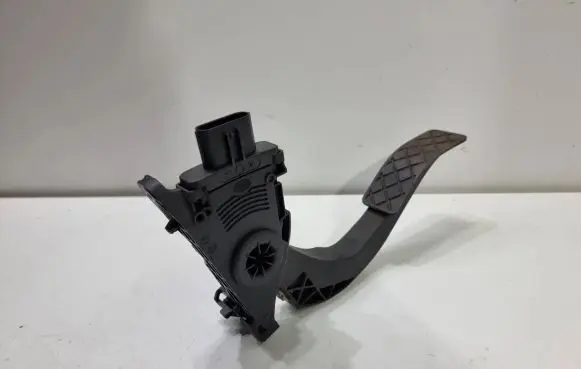 Audi A6 S6 C7 4G Accelerator throttle pedal 8K1723523 06012011 6PV00950501