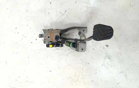 Nissan Qashqai Clutch pedal 465034BG2B