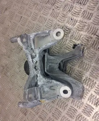 KIA Niro Gearbox mounting bracket 112536ub5a