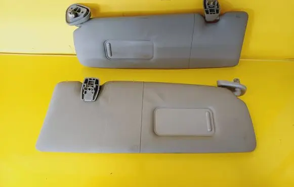 BMW 1 E81 E87 Sun visor