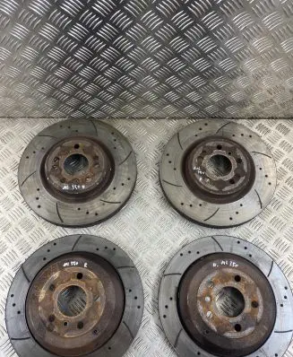 Mercedes-Benz ML W164 Brake discs and calipers set 