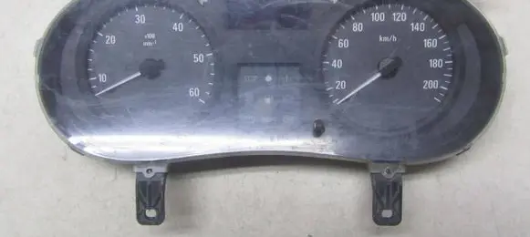 Renault Trafic II (X83) Speedometer (instrument cluster) 8200390135