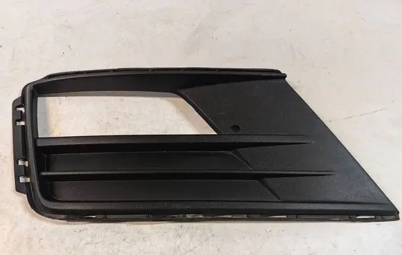 Volkswagen Caddy Front fog light trim/grill 2KE853665F