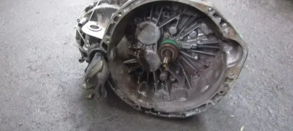 Renault Trafic II (X83) Manual 5 speed gearbox PF6026