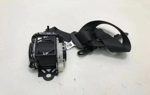 Mazda CX-60 Front seatbelt