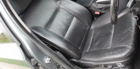 Front passenger seat