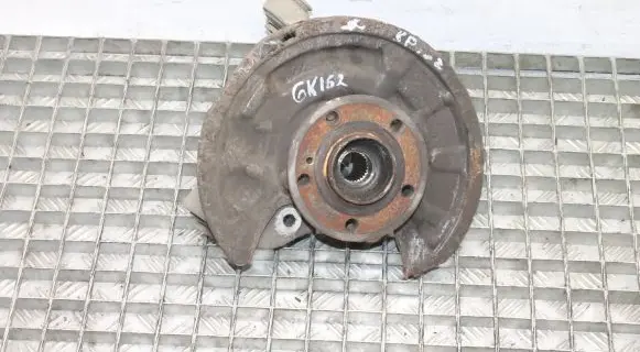 Mercedes-Benz A W176 Rear wheel hub