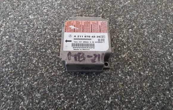 Mercedes-Benz E W211 Airbag control unit/module A2118704326