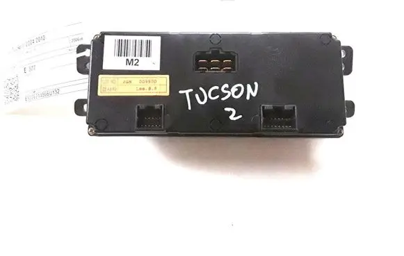 Hyundai Tucson JM Air conditioner control unit module 972502EXXX