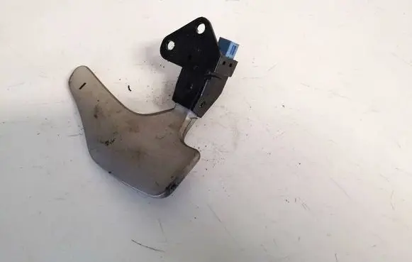 Toyota Auris 150 Steering wheel buttons/switches 