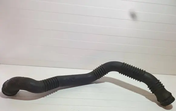 Intercooler hose/pipe