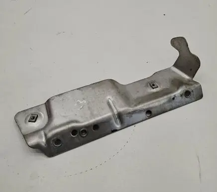 Exhaust heat shield