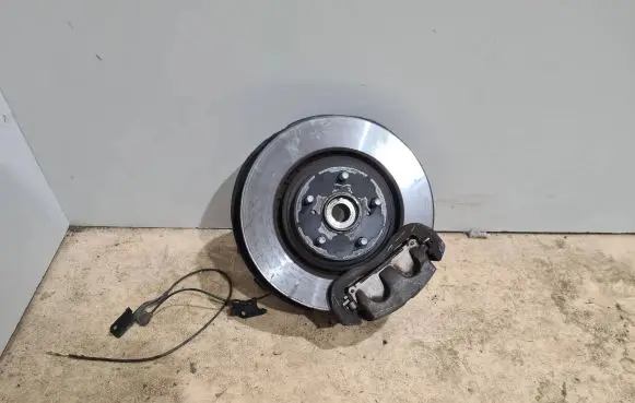 Lexus NX Front wheel hub F62L