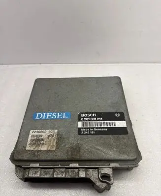 BMW 5 E34 Engine control unit/module 0281001211 2245191 2246058