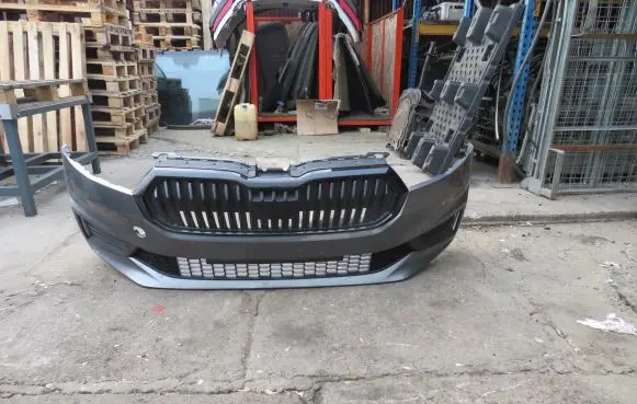 Skoda Fabia Mk4 (6VA) Front bumper
