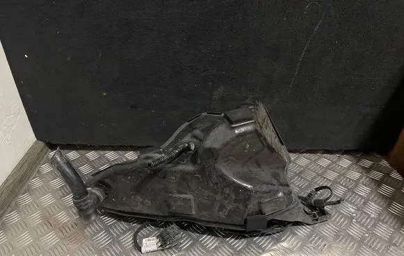 BMW X5 F15 AdBlue liquid reservoir 7294283 7433648