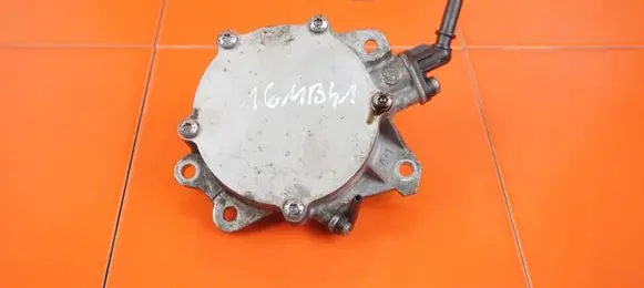Peugeot RCZ Vacuum pump 7596424 5FU