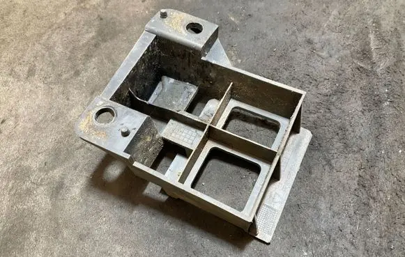 Mercedes-Benz Sprinter W906 Front bumper mounting bracket A9068850163