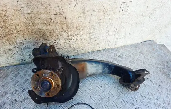 Mini One - Cooper F56 F55 Rear wheel hub 4098613