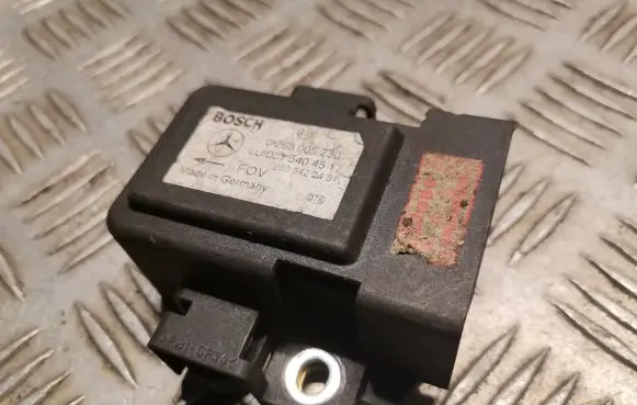 Mercedes-Benz E W210 Yaw turn rate sensor 0015404517