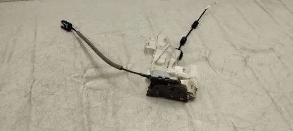 Porsche Cayenne (92A) Front door lock 8j2837015a